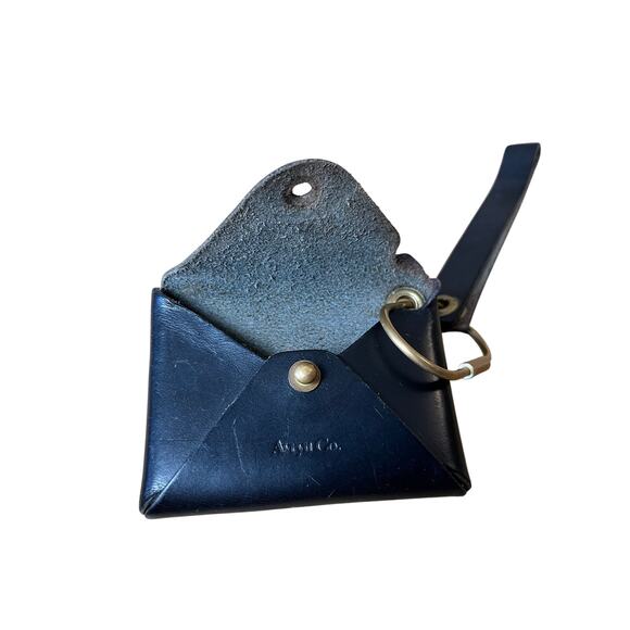 Avryn Co. | Small Coin Bag Black - Picture 4 of 4